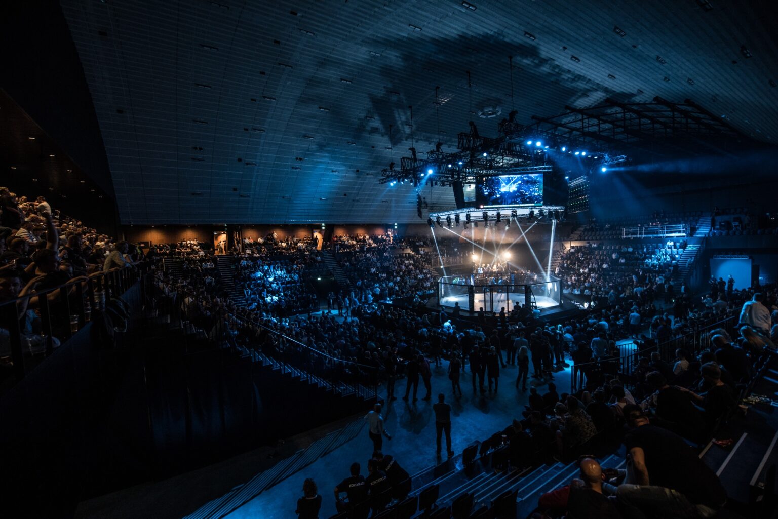 Swipe Right for a Fight: Airtox Dominance FC Brings Tinder to MMA
