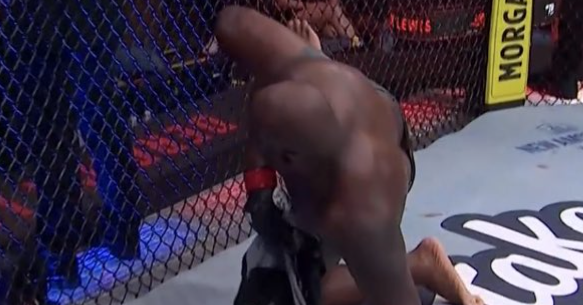 Derrick Lewis explains urination celebration after TKO win over Tallison Teixeira