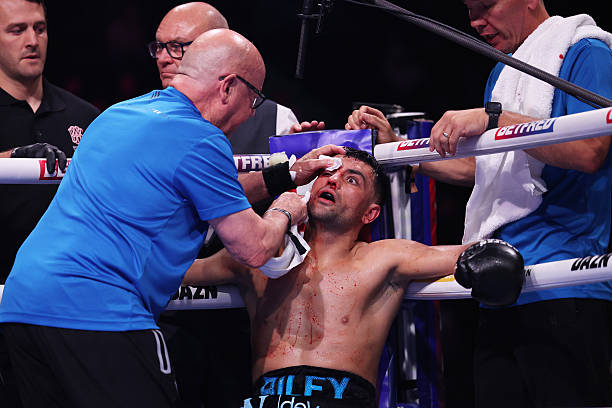 Jack Catterall-Harlem Eubank Fight Cut Short by Brutal Clash of Heads in Round 6 - Catterall vs. Eubank Highlights 2 gettyimages 2223730447 612x612 1
