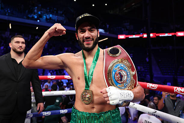 Hamzah Sheeraz KOs Edgar Berlanga in the Fifth, Targets Clash with Canelo - Berlanga vs. Sheeraz Highlights 5 gettyimages 2224227353 612x612 1