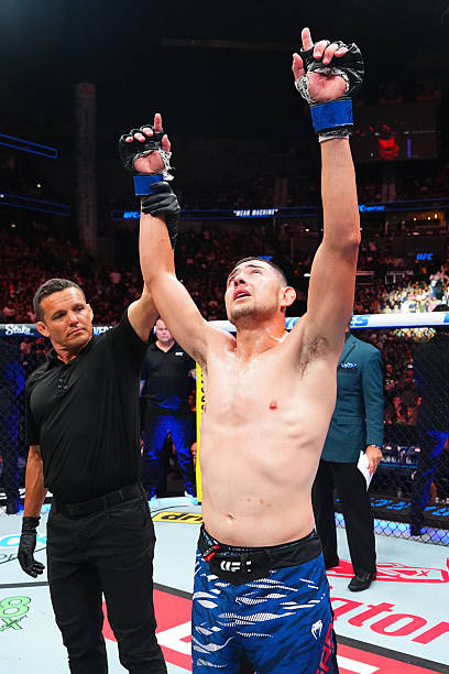 Steve Garcia Breaks into Featherweight Rankings with Brilliant Performance Against Calvin Kattar - UFC Nashville Highlights 4 gettyimages 2224845750 612x612 1