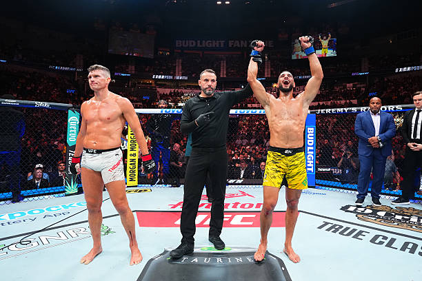 Stephen Thompson Suffers Horrific Shin Injury in Split Decision Loss to Gabriel Bonfim - UFC Nashville Highlights 11 gettyimages 2224848491 612x612 1
