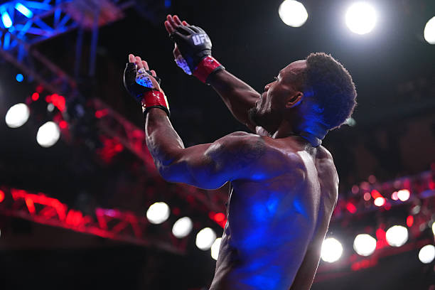 Watch: Olympic Wrestler and UFC Champ Panicked By BRUTAL Knockout at UFC 319 4 gettyimages 2230530487 612x612 1