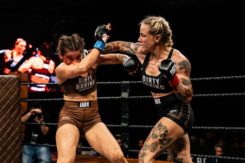 Jessica-Rose Clark Claims Victory Against Claudia Zamora in Bloody Battle - DBX 3 Highlights 2 qrmmQN6g