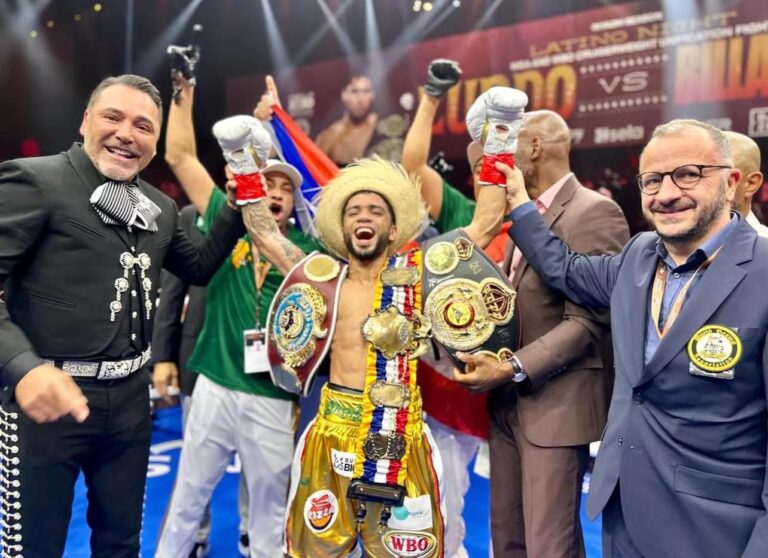 Oscar Collazo Retains Strawweight Crown After Jayson Vayson's Corner Throws in Towel - Collazo vs. Vayson Highlights
