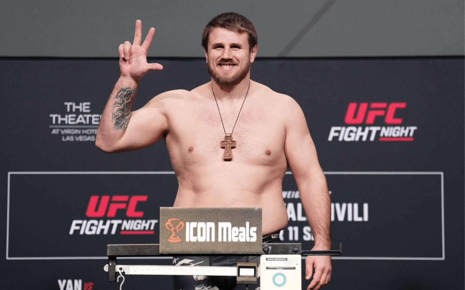 Alexander Romanov fills Kyle Snyder vacancy for big RAF 2 card