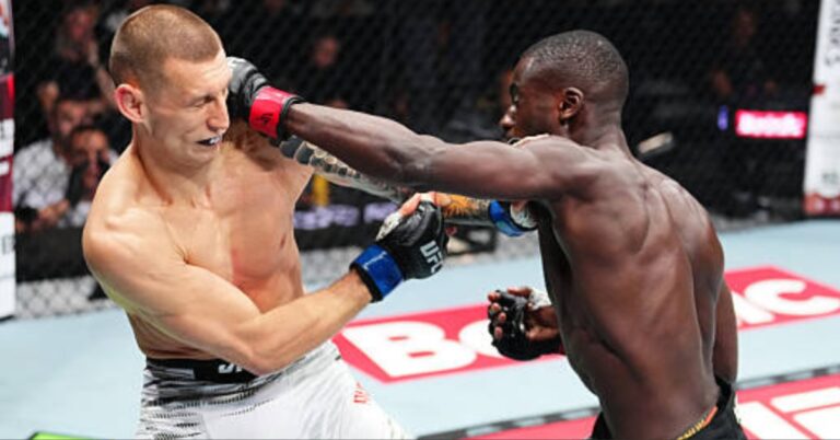 William Gomis vs. Robert Ruchała: UFC Paris Highlights