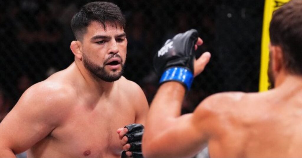 Kelvin Gastelum vs. Dustin Stoltzfus - Noche UFC Results (Highlights)