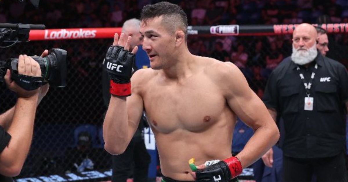 Newcomer Cam Rowston Scores Statement KO Against Andre Petroski – UFC Perth Highlights