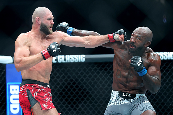 Jiri Prochazka Discovers Mental Breakthrough in Third-Round Fire Against Rountree “Something changed inside myself.”