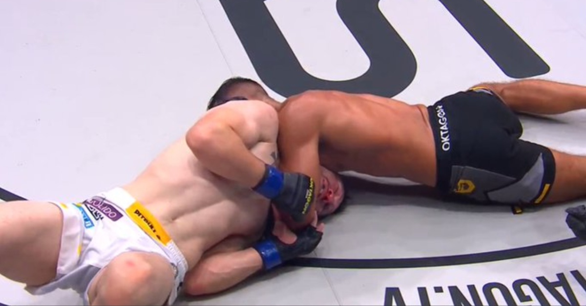 Ivan Buchinger Locks in Fight-Ending D’arce Choke on Richie Smullen – Oktagon 77 Highlights