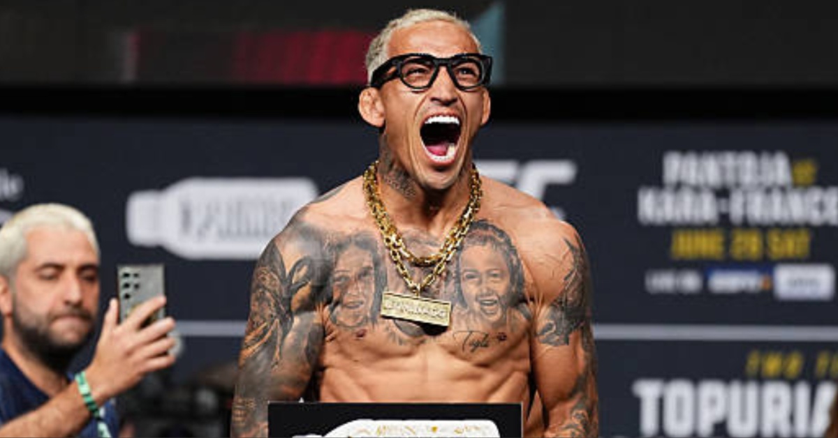 At UFC Rio, Charles Oliveira Has World Title on His Mind: “Another step forward, closer to my dream”