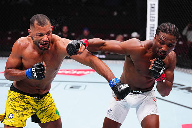 Middleweight Madness Djorden Santos Wins War Against Danny Barlow – UFC Vancouver Highlights