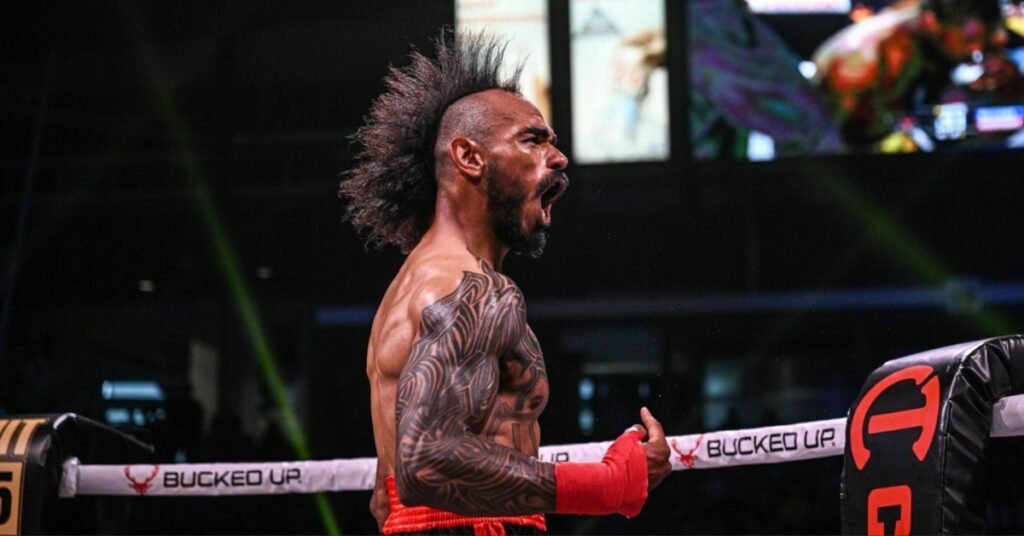 Esteban Rodriguez Bloodies Zac Cavender in Brutal 70-Second KO - BKFC Fight Night Michigan Highlights