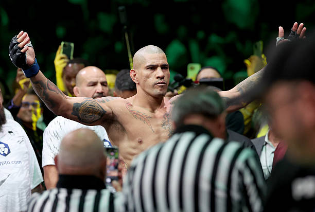 Alex Pereira claims he will not be fighting on UFC White House card