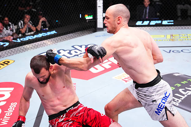 Muslim Salikhov vs. Uros Medic - UFC Vegas 111 Highlights
