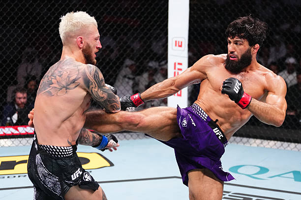 Dan Hooker: I Don’t Care That Arman Tsarukyan Broke My Nose with his Headbutt