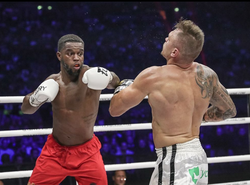 Donegi Abena vs Sergej