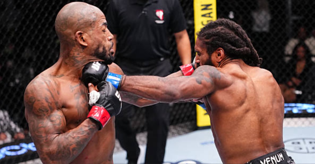 King Green Outguns Lance Gibson Jr. in Close Split Decision Victory – UFC Vegas 112 Highlights