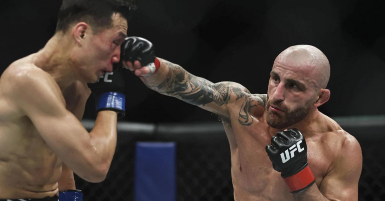 "Maximum Damage" Alexander Volkanovski Eyes Smart Finish Against Lopes at UFC 325