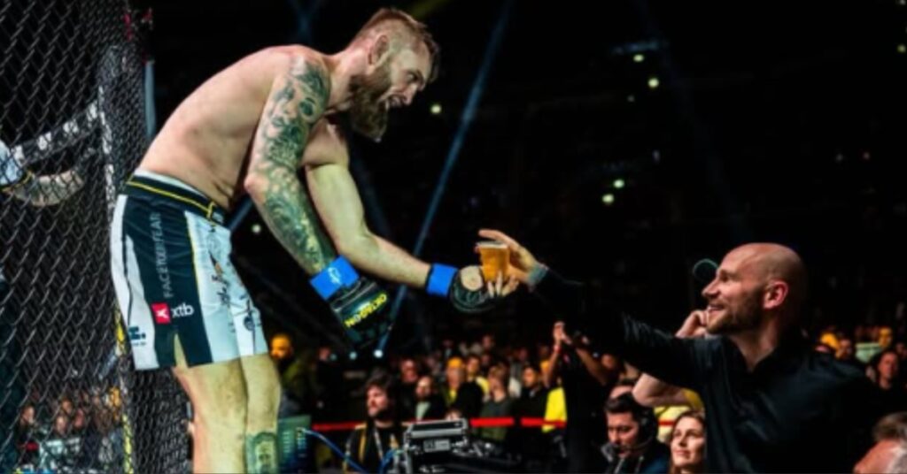 Karol Ryšavý Jumps the Gilly, Taps Out Deniz Ilbay in Round 1 - Oktagon 82 Highlights