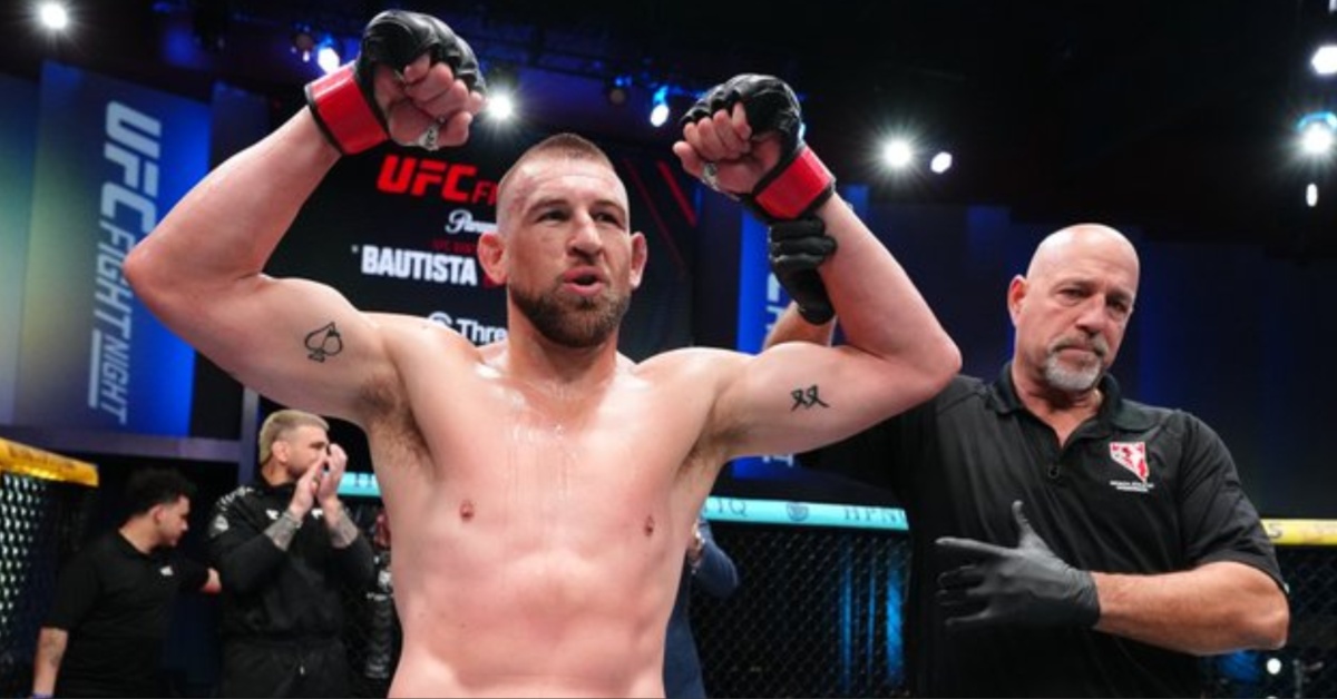 Hat Trick! Dustin Jacoby Stops Julius Walker for Third Straight Knockout – UFC Vegas 113 Highlights