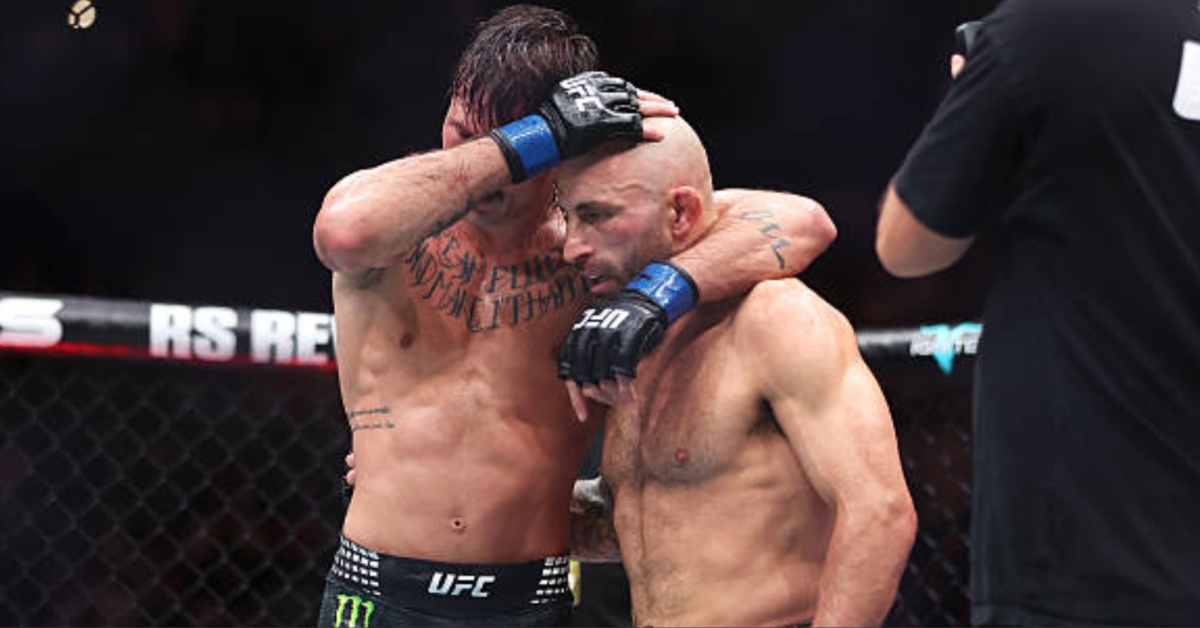 Alexander Volkanovski Retains Title After Another Dominant Defeat of Diego Lopes – UFC 325 Highlights