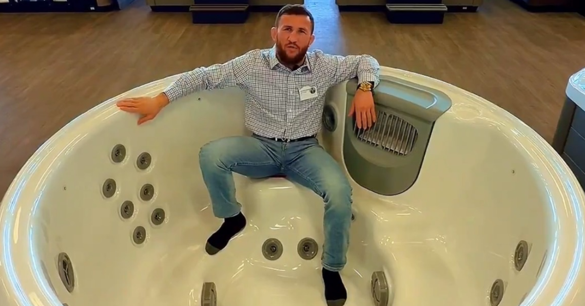 Merab Dvalishvili Trolls Petr Yan, Says He’ll Send Him a Jacuzzi