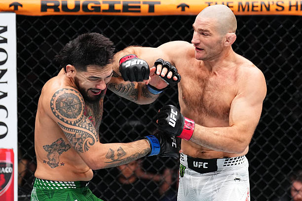 Khamzat Chimaev Asks “Bi*ch” Sean Strickland to Calm Down After UFC Houston Win