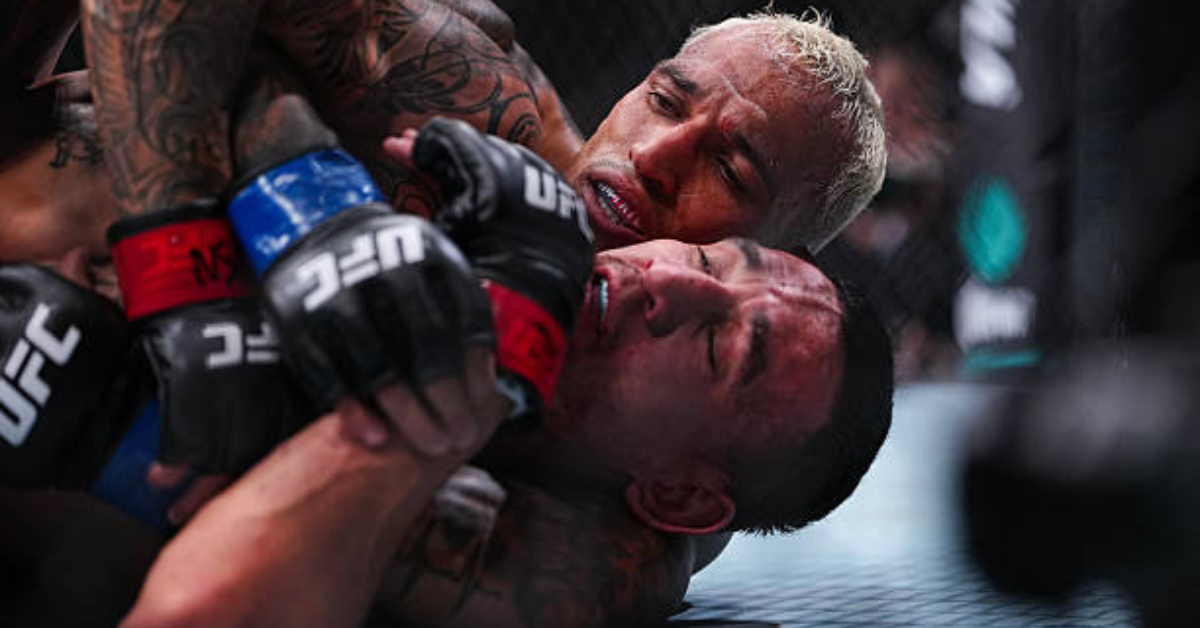 Charles Oliveira Claps Back At ‘Boring Fight’ Claims: ‘That’s Jealousy’