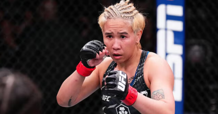Fan Favorite Loma Lookboonmee Set for Strawweight Clash with Jaqueline Amorim at UFC Macau