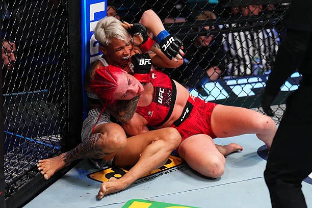 Gillian Robertson Grind Out Decisive Win Over Amanda Lemos – UFC Vegas 114 Highlights