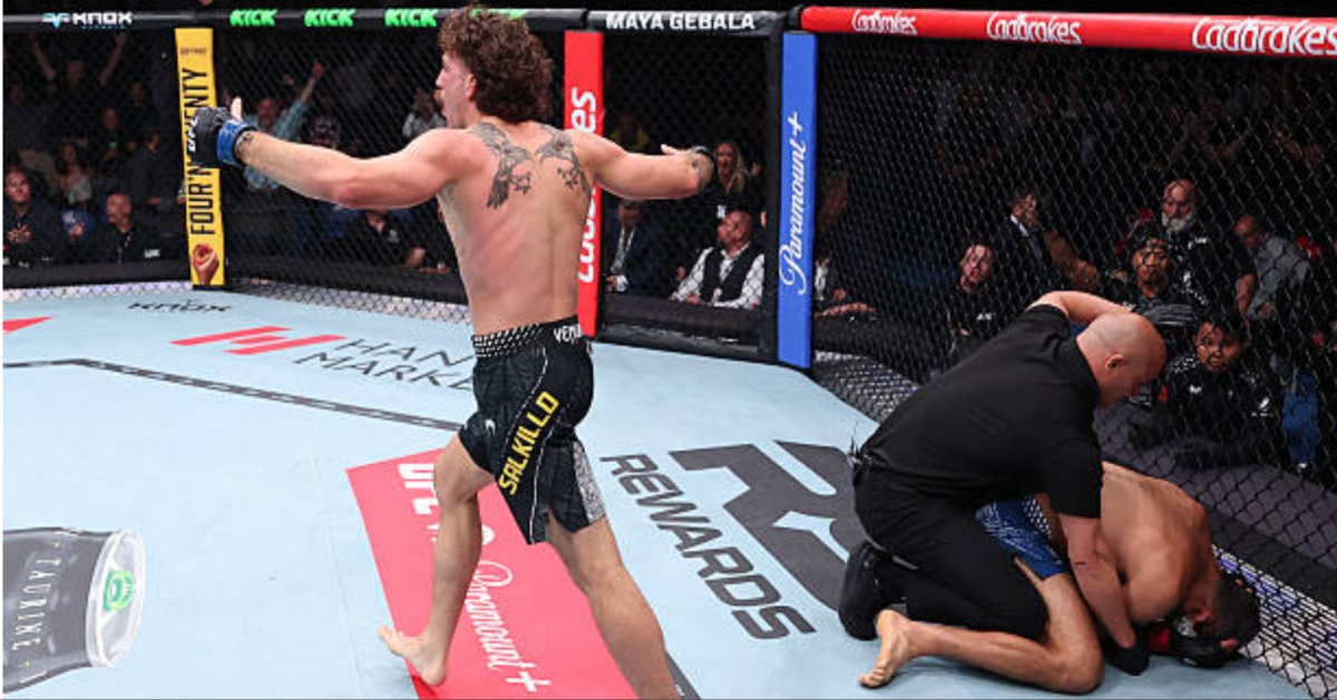 Quillan Salkilld Survives Early Scare, Knocks Out Beneil Dariush in Round 1 - UFC Perth Highlights