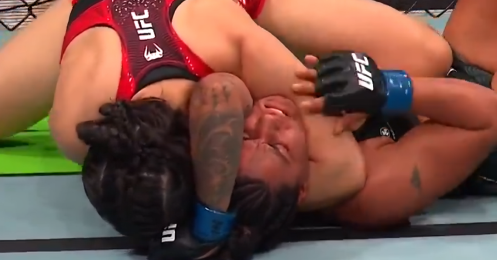 Shi Ming Sends Macau Crowd Into Frenzy as She Chokes Out Puja Tomar