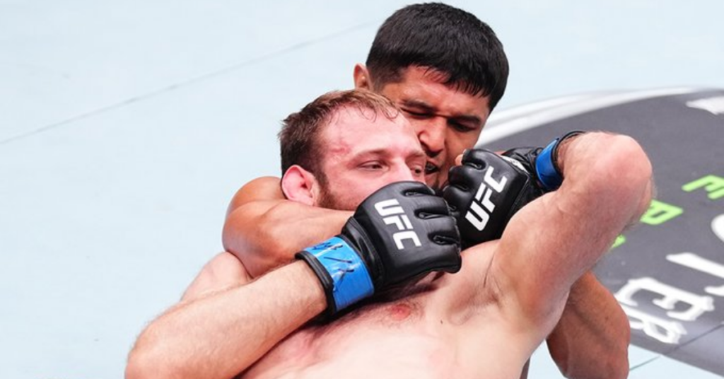 Nursulton Ruziboev Celebrates 50th Pro Fight With Submission Win Over Andrey Pulyaev At UFC Baku